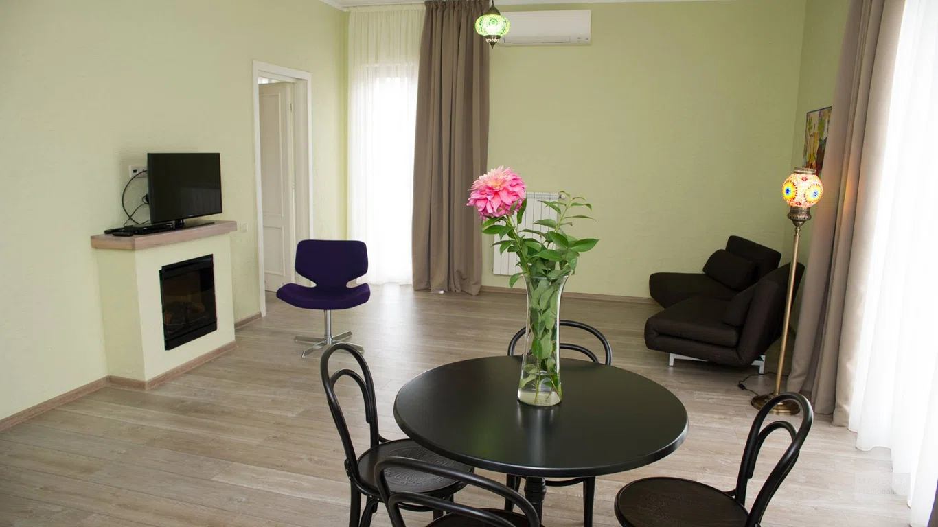 Интерьер номера No12 Zichi Hotel