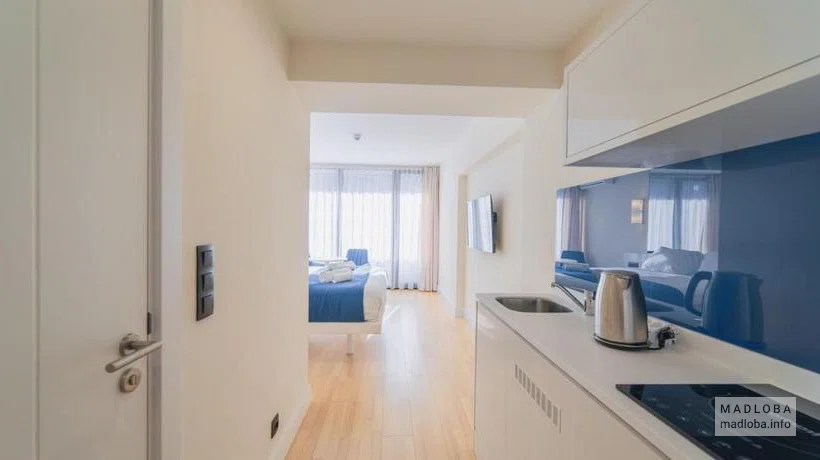 Интерьер в номере отеля Orbi City Twin Towers