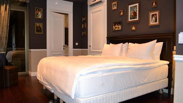 Piazza Boutique Hotel