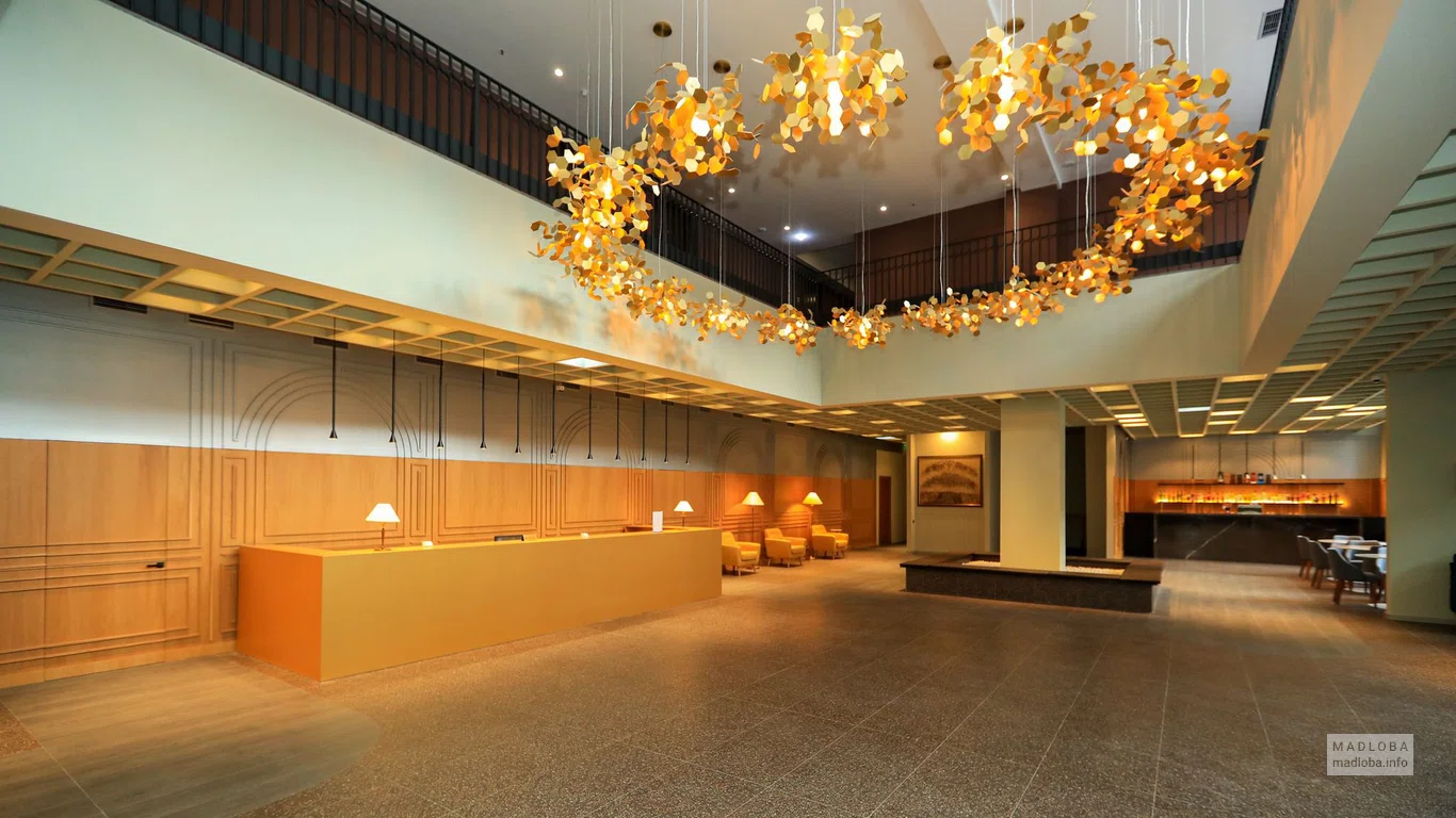 Pine Astoria Hotel