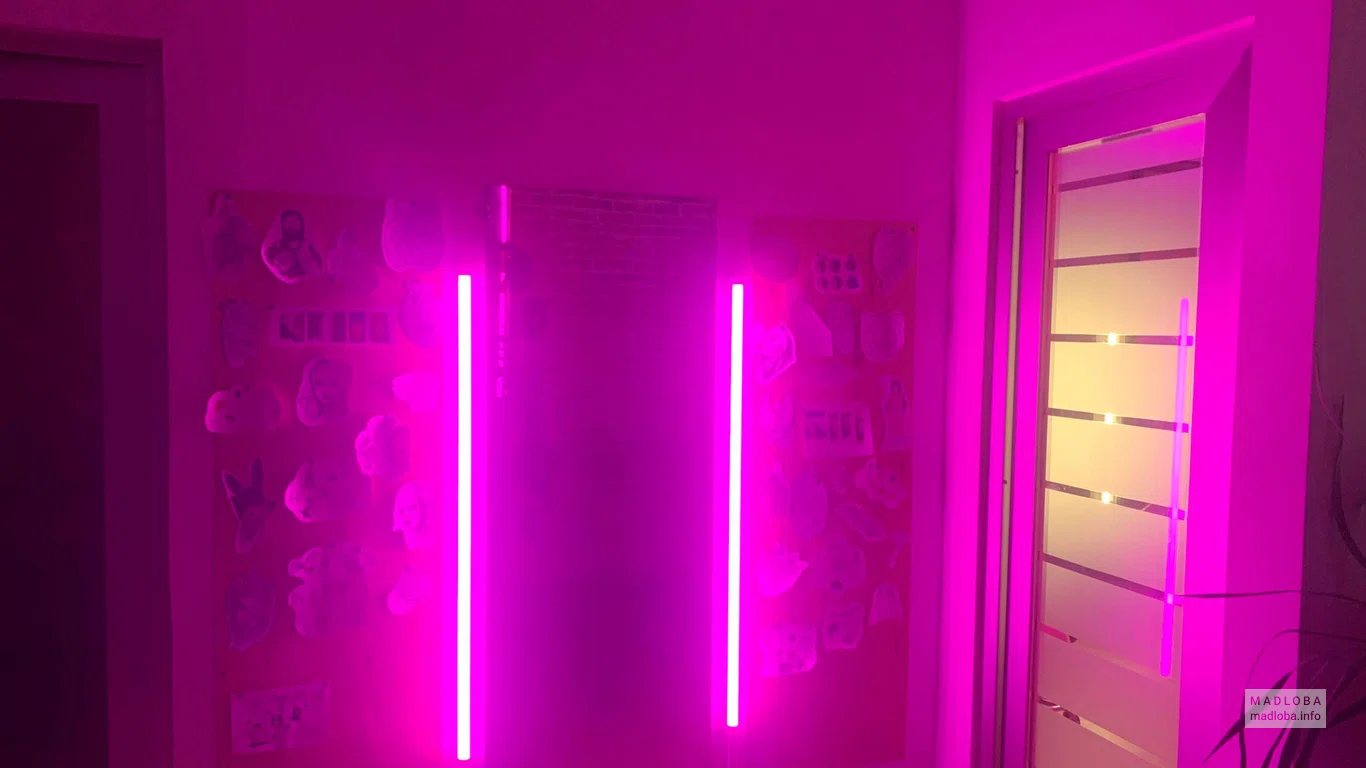 Интерьер Beauty saloon Pink