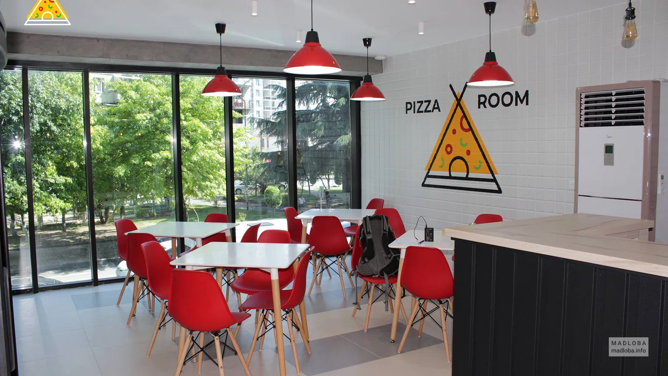 Pizza Room  в Батуми