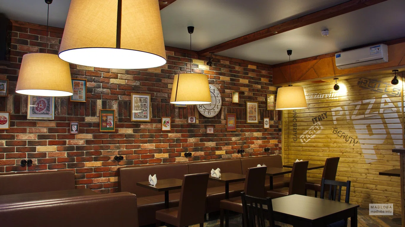 Ronny’s на ул. Петрици