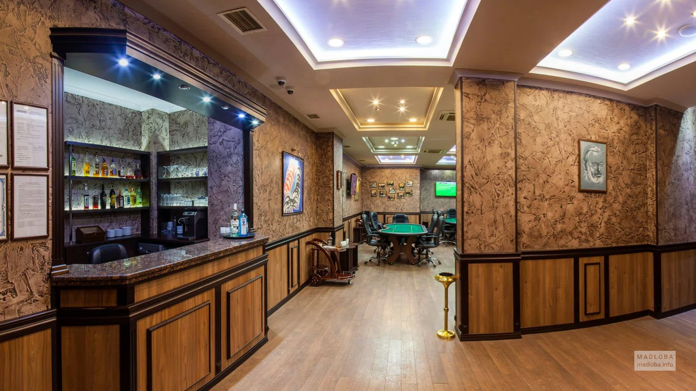 Холл казино Poker House