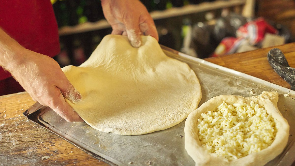 Making khachapuri