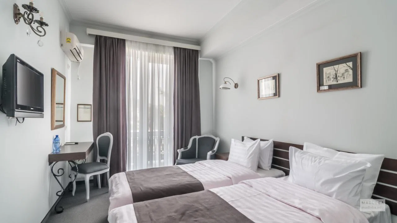 Prestige Palace Hotel