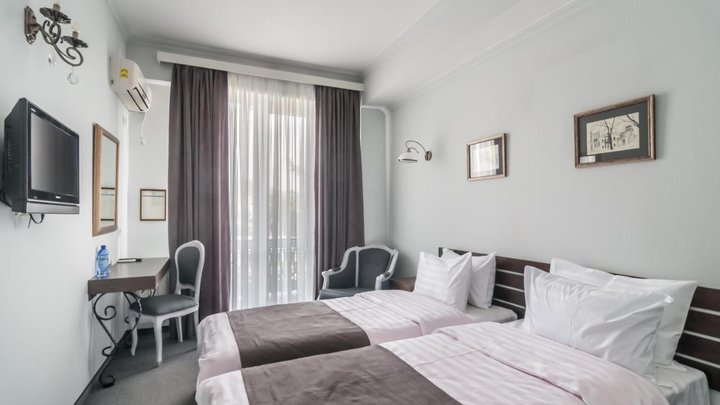 Prestige Palace Hotel