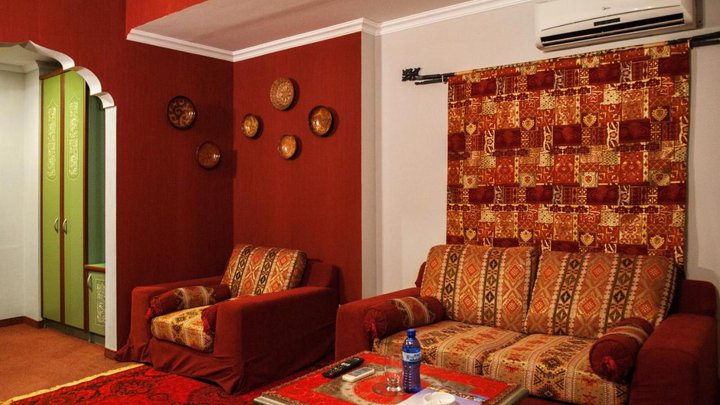 Prestige Palace Hotel