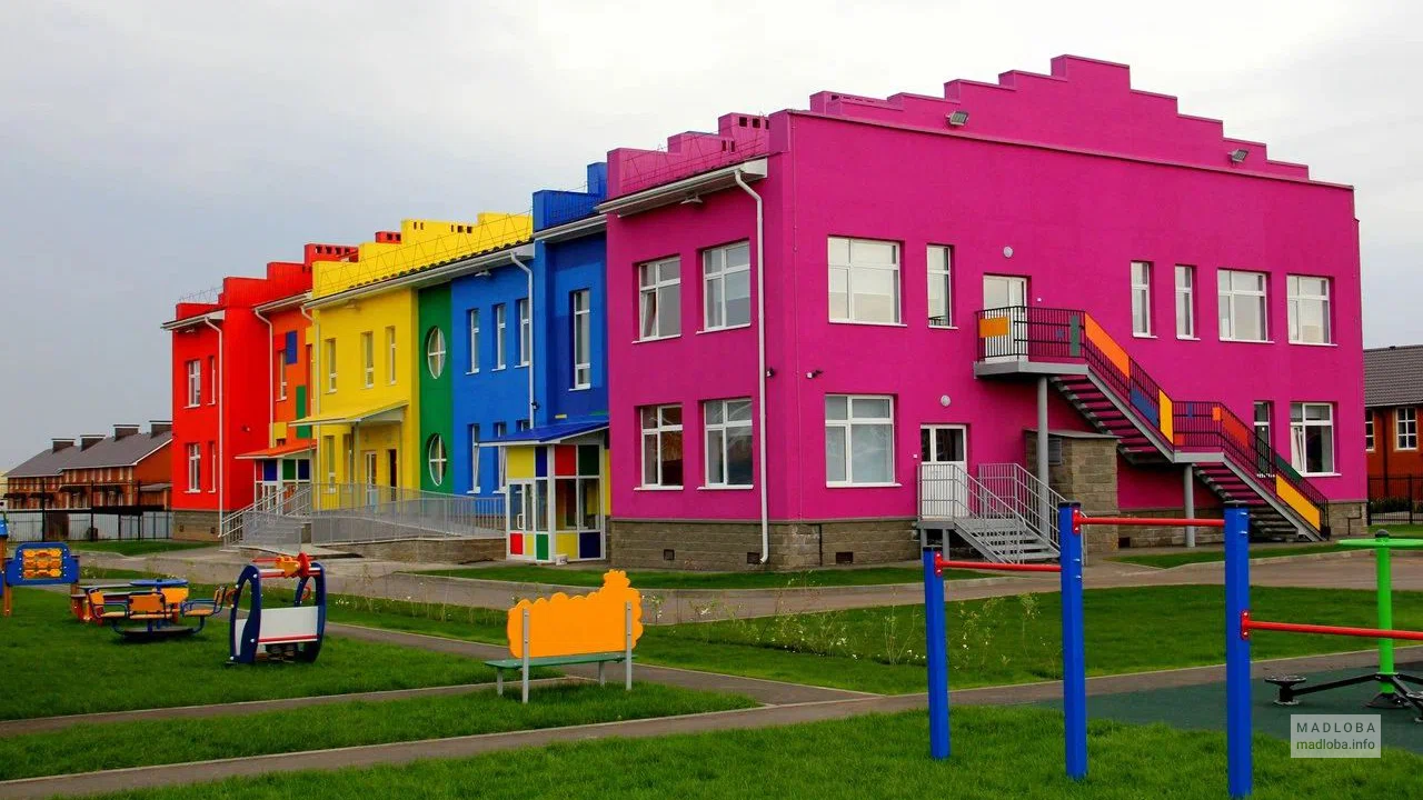 Art Education - Tbilisi Free Waldorf Kindergarten