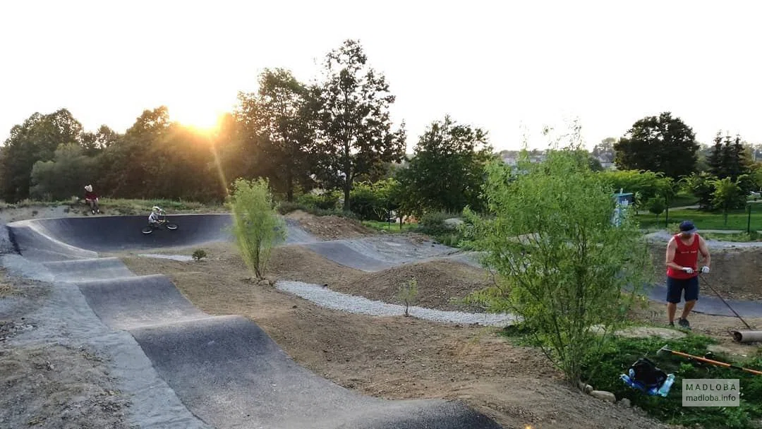 Pump Track Poti