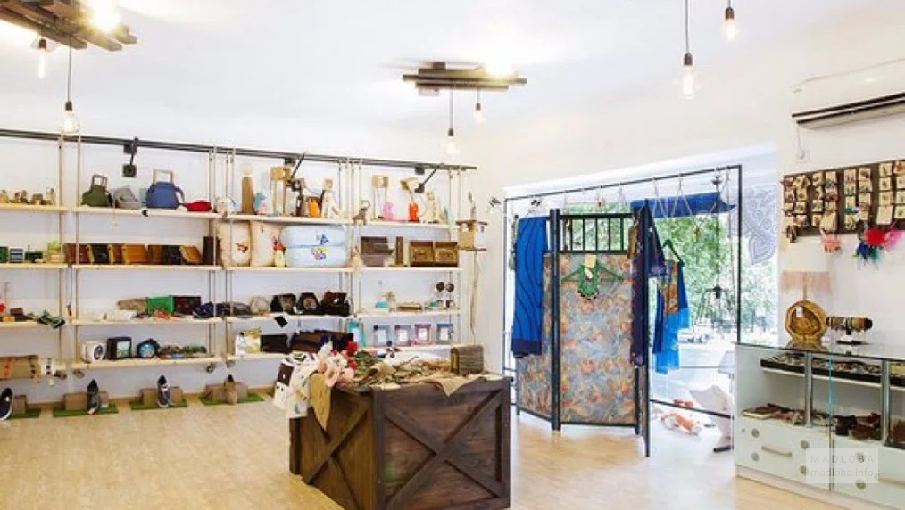 Qissa Handcraft Gallery