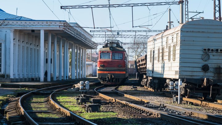 В Батуми из Тбилиси на поезде. Узнайте цены, расписание движения и условия для российских туристов!