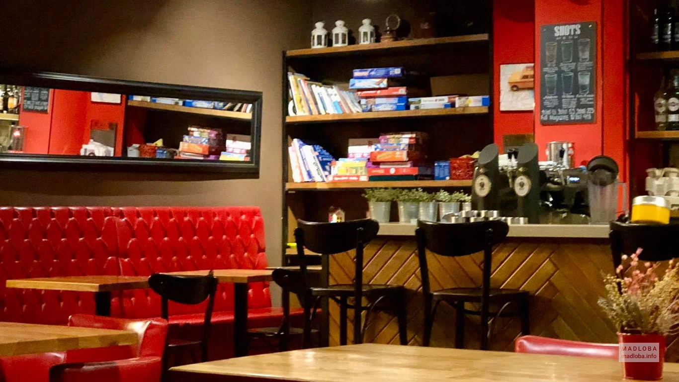 Интерьер Respublika Grill Bar