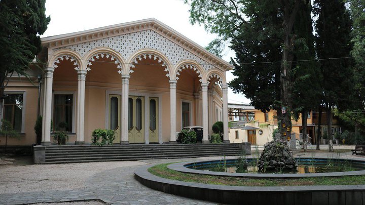 Парк Роз (Розовый парк)