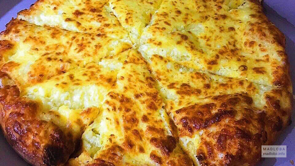 Грузинская кухня в ресторане Роял Батуми