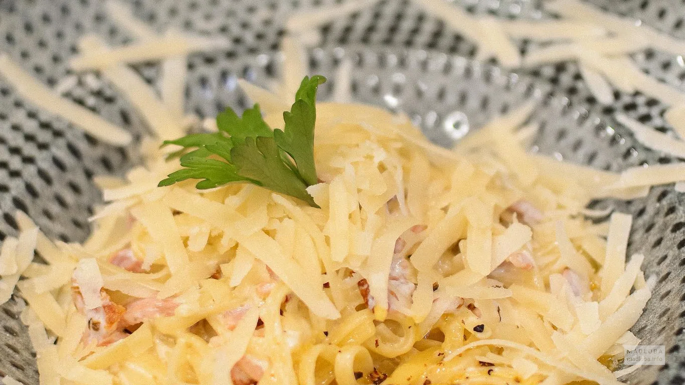 Блюдо в кафе Sabroso