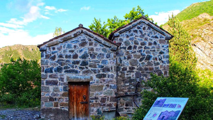 saint-nino-church-ateni-02.jpg