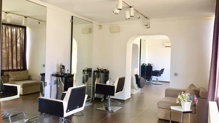Salon 4U