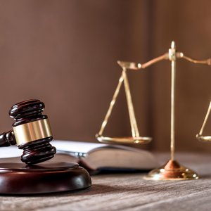 
										Legal assistance to business