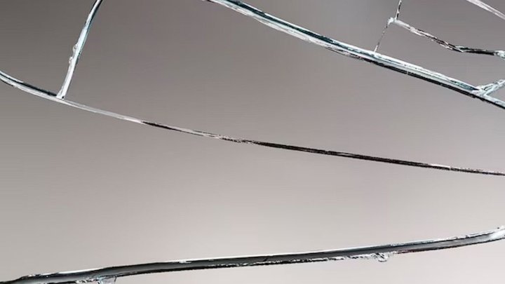 Step-by-step instructions for replacing damaged glass in a double-glazed unit