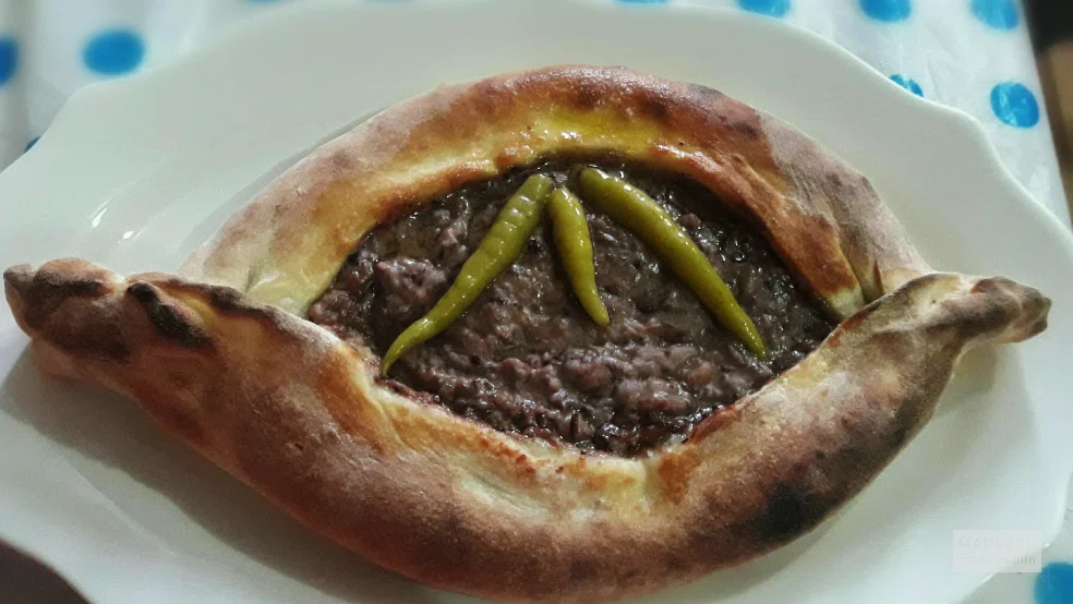 სახლში სტუმრობა