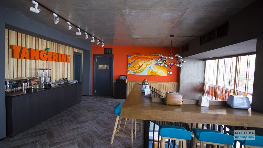 Вид зала ресторана Tangerine Cafe