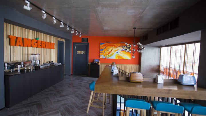 Tangerine Cafe