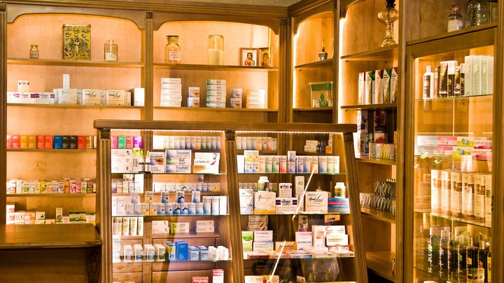 Pharmacy Tao on Akaki Tsereteli