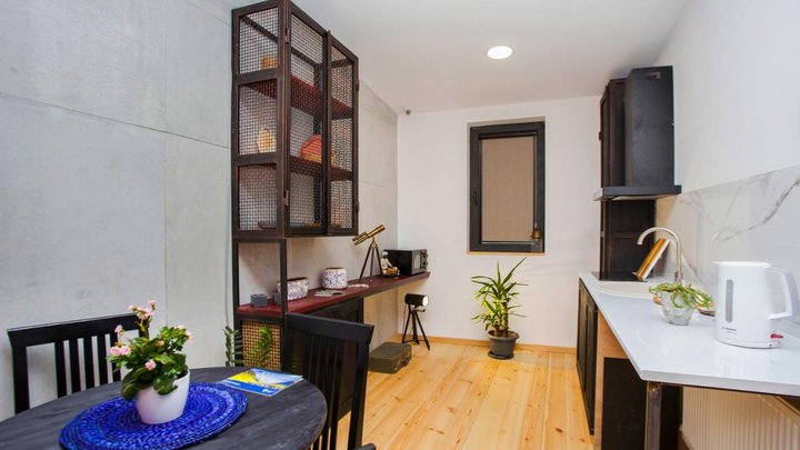 Telescope - Apartment (OLD TOWN)