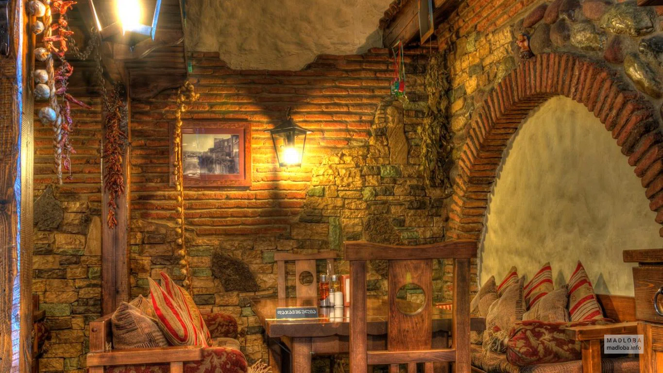 Обстановка в ресторане Tiflis