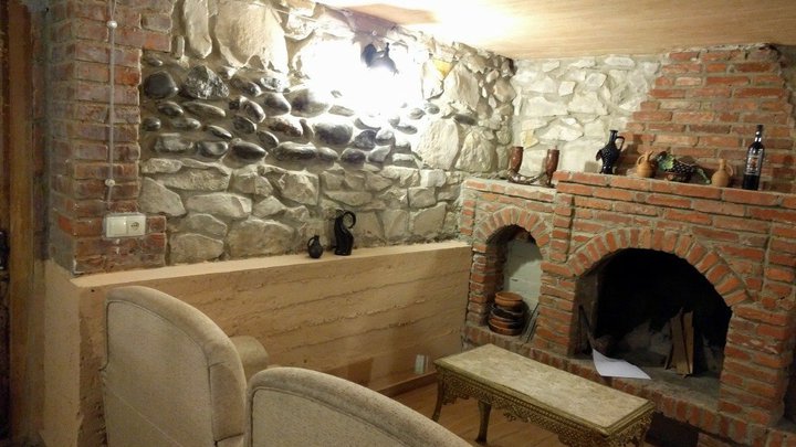 Toma's Wine Cellar