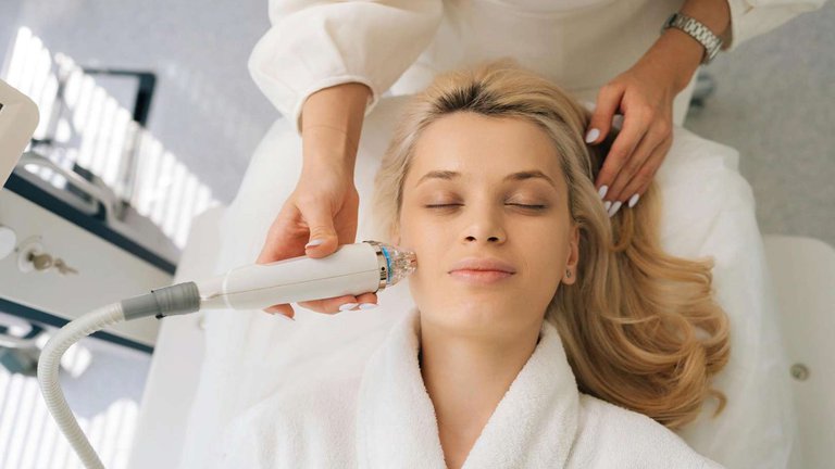 Services of an individual cosmetologist in Tbilisi