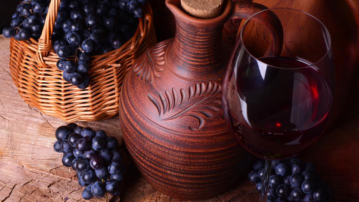 Zia Haidarov - acquaintance with the culture of winemaking in Georgia. Garage Wines in Batumi