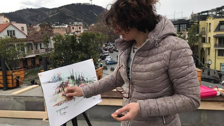 TRAVEL & PAINT