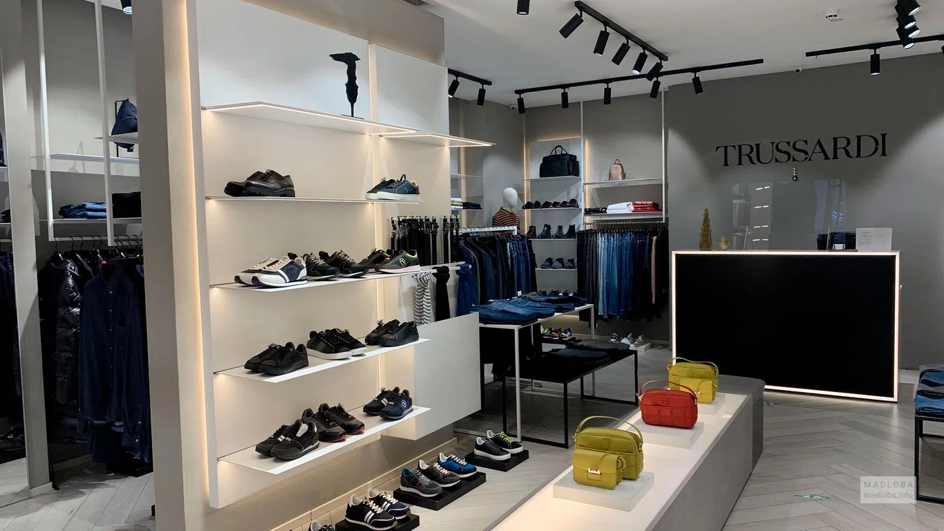 Торговый зал Trussardi