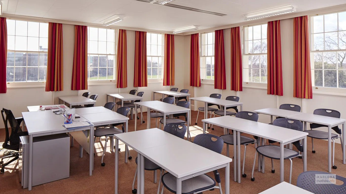 Orientiri College