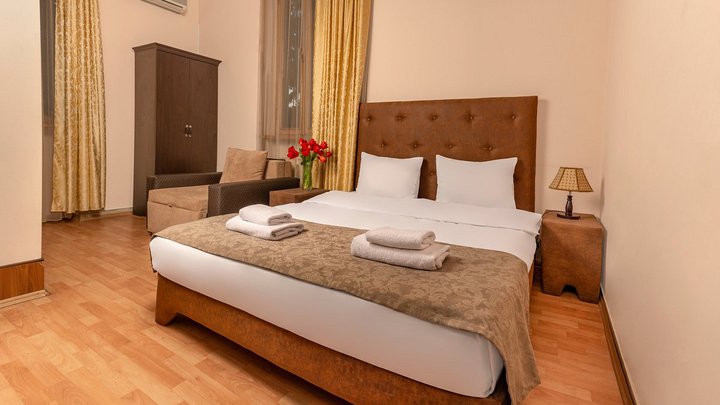 Venesa Hotel