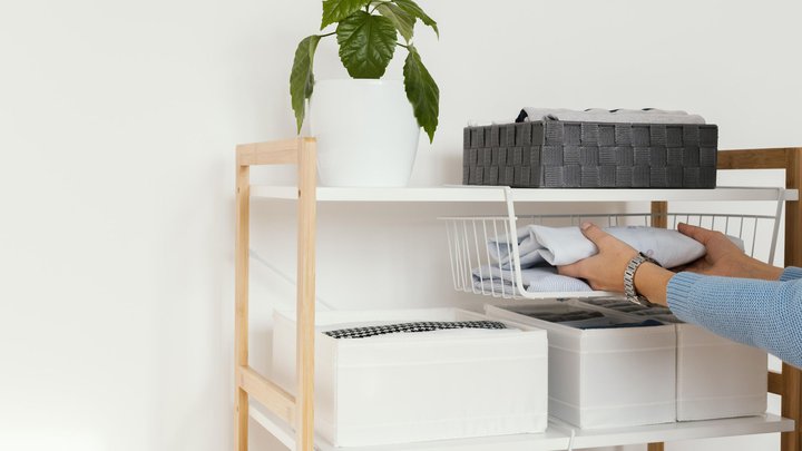 Vertical storage efficiency: space optimization and data storage efficiency improvement