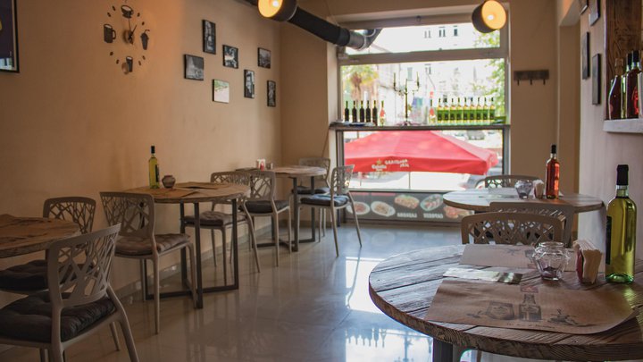 Volare Cafe