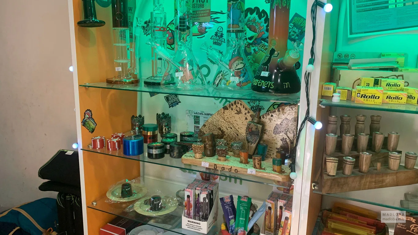 Продукция в магазине White Studio