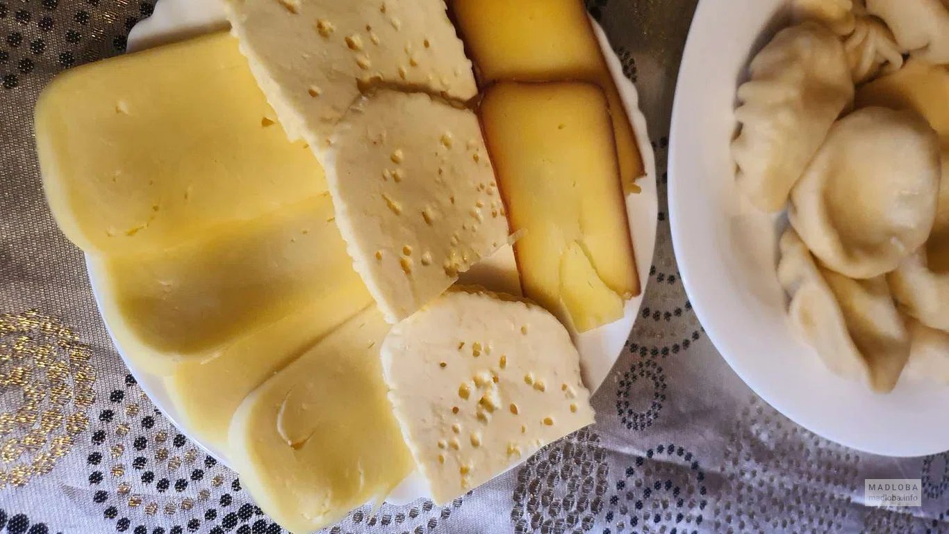 ღირს გემოვნებით