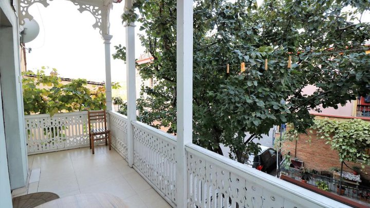 Zandukeli Apartments